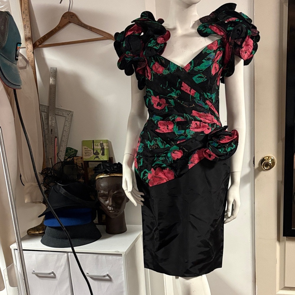 Tadashi Vintage Floral Black and Pink Dress